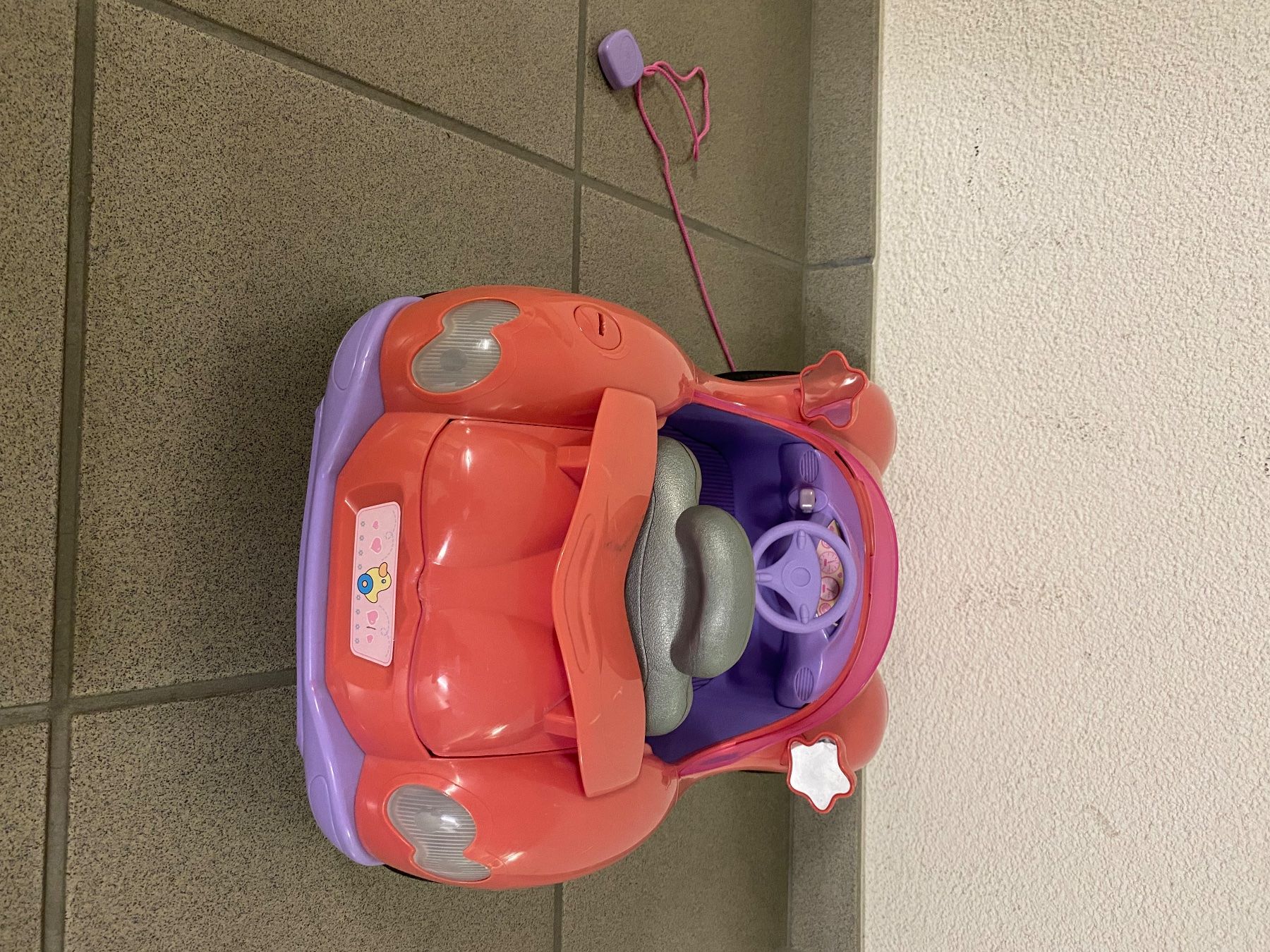 Spielzeuge: Auto mit Geräuschen (Baby Born) – Gebraucht aus Eschlikon TG von RamonaSt 1