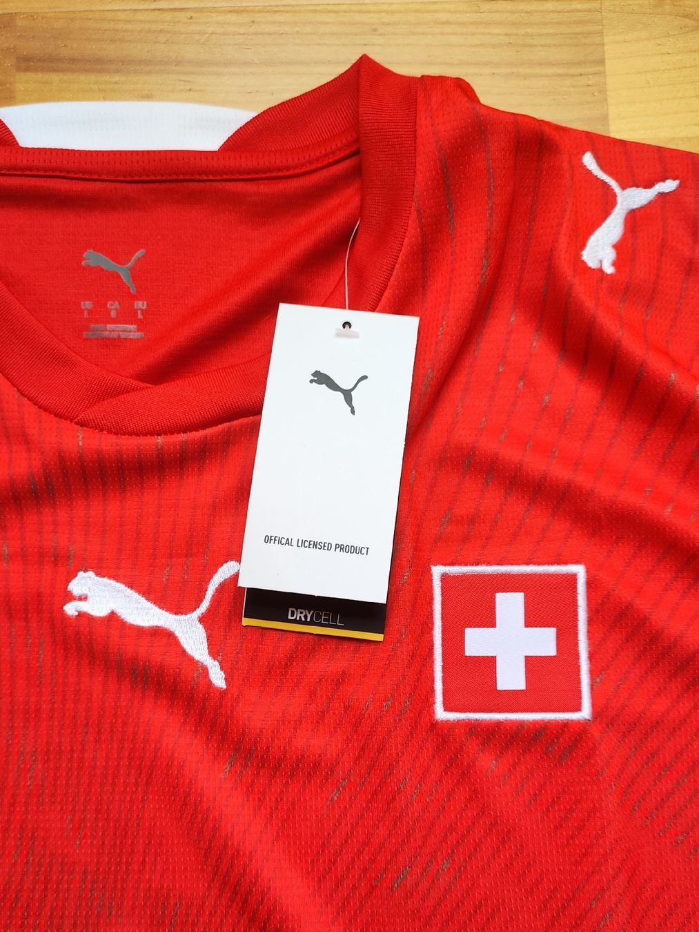 Puma Leibchen & Hosen: Schweiz Heimtrikot 2026 – Neu (gemäss Beschreibung) aus Breitenbach von Lqris 5
