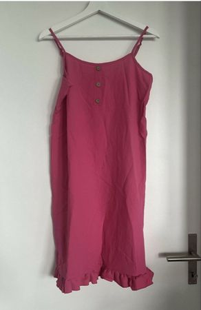 KLEID UNGETRAGEN GRÖSSE M