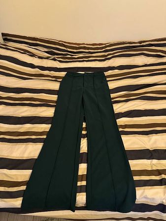 Pantalon vert taille S 