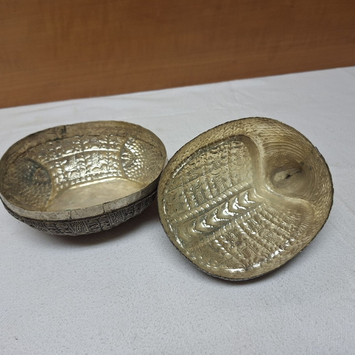 Alle Dekorationen: Kambodschanische Bettelnuss Dose, Vogel – Gebraucht aus Winterthur von Goldpipau 7