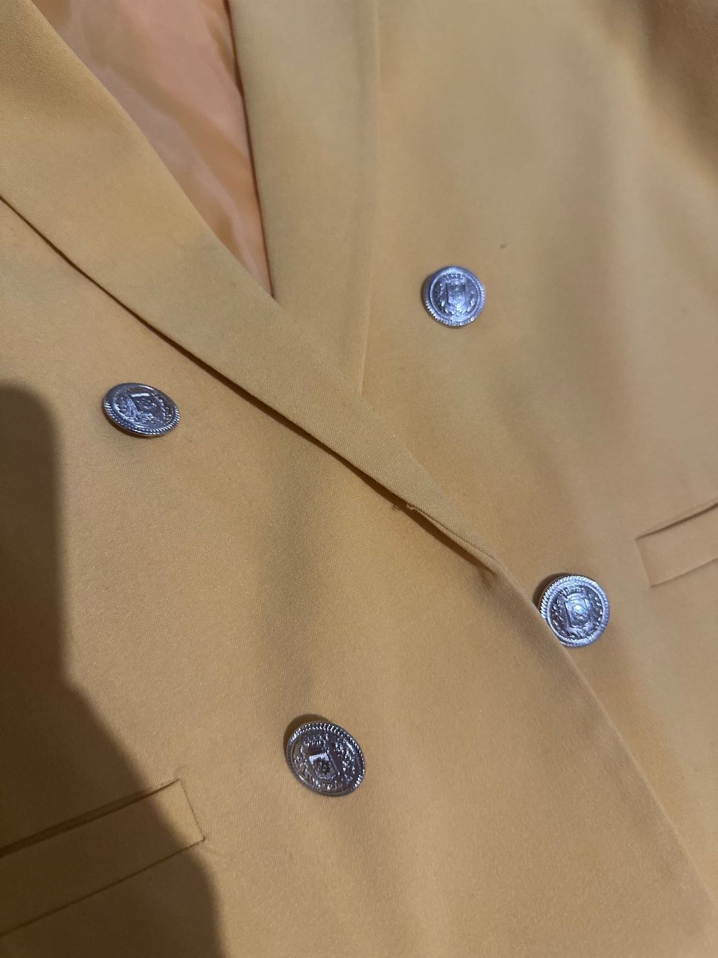 Giacche: Gorgeous yellow blazer for spring, size M, great condition! – Nuovo (secondo la descrizione) da Genève venduto da alyonavinogradova 4