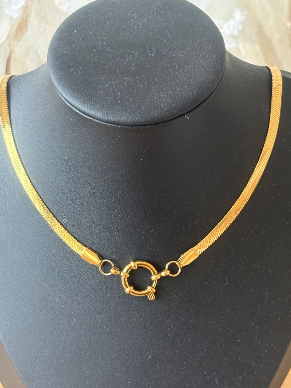 Catenine: Luxus Elegante Kette Farbe : Gold – Nuovo (secondo la descrizione) da Biel-Bienne venduto da Roserosse13