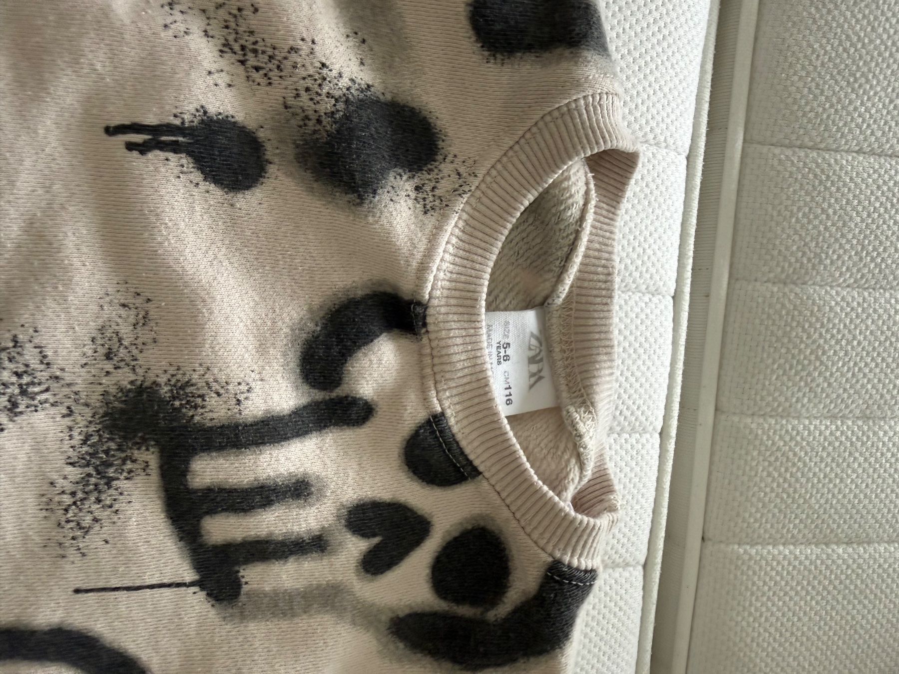 Lotti & Set di vestiti: Cool Skull Print Sweater and Lrggings – Usato da Oberglatt ZH venduto da Sale12 1
