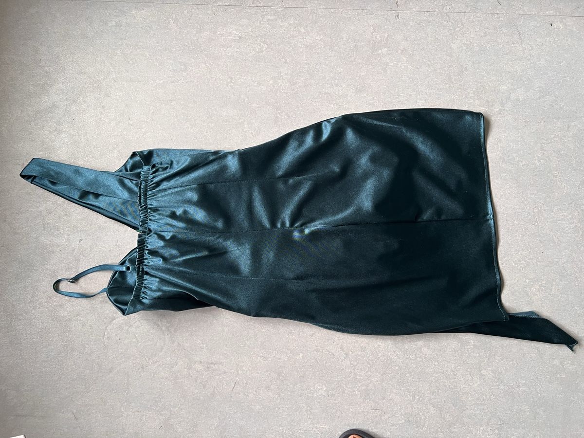 Vestiti: Satin Kleid Xs – Nuovo e nell'imballaggio originale da Uster venduto da SmartSales_zh 2