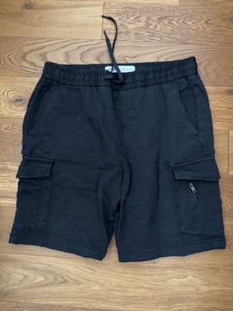 Berska Cargo Kurze Hosen L Schwarz 
