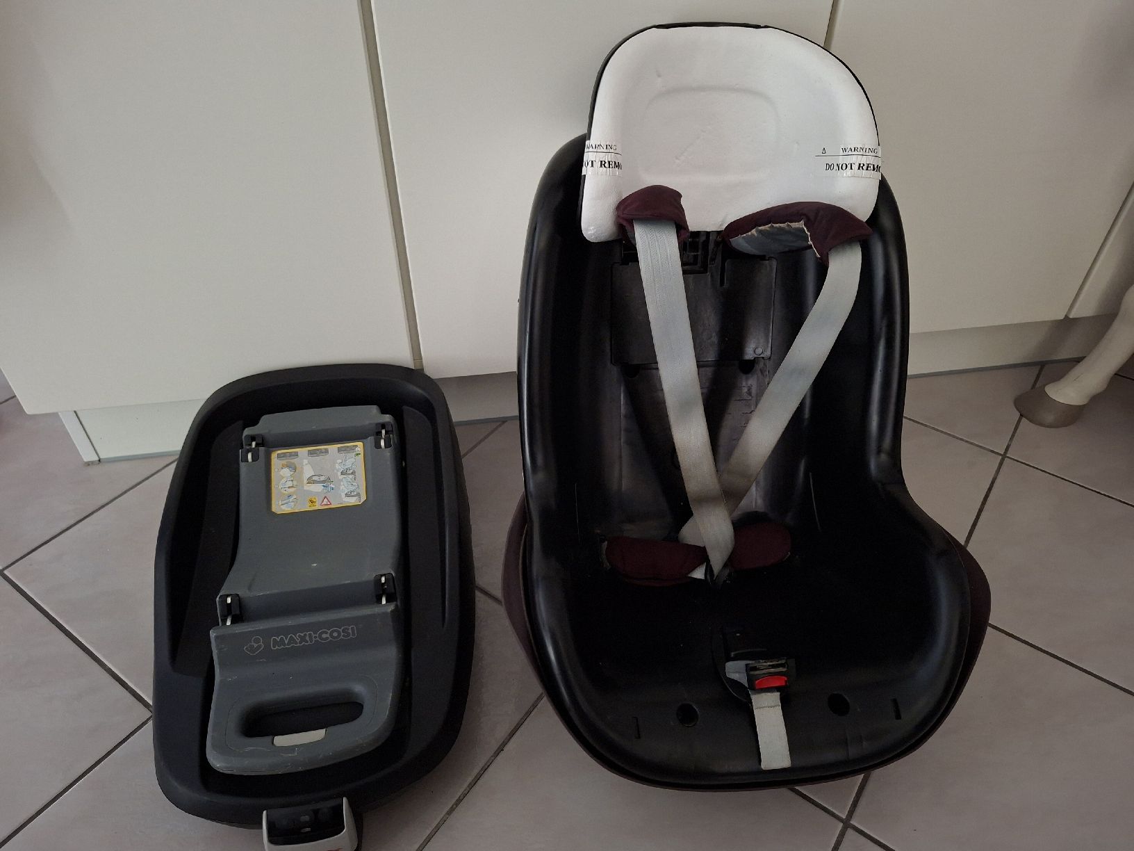 Maxi-Cosi Sièges auto: Maxicosi Kleinkindersitzt mit Isofix – D'occasion à Aeschi SO par Vali-dalli 6
