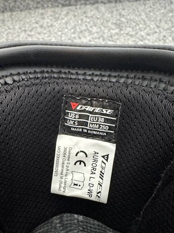 Damenschuhe: Dainese Töffstiefel 38 Damen – Gebraucht aus Boningen von charming_ 3