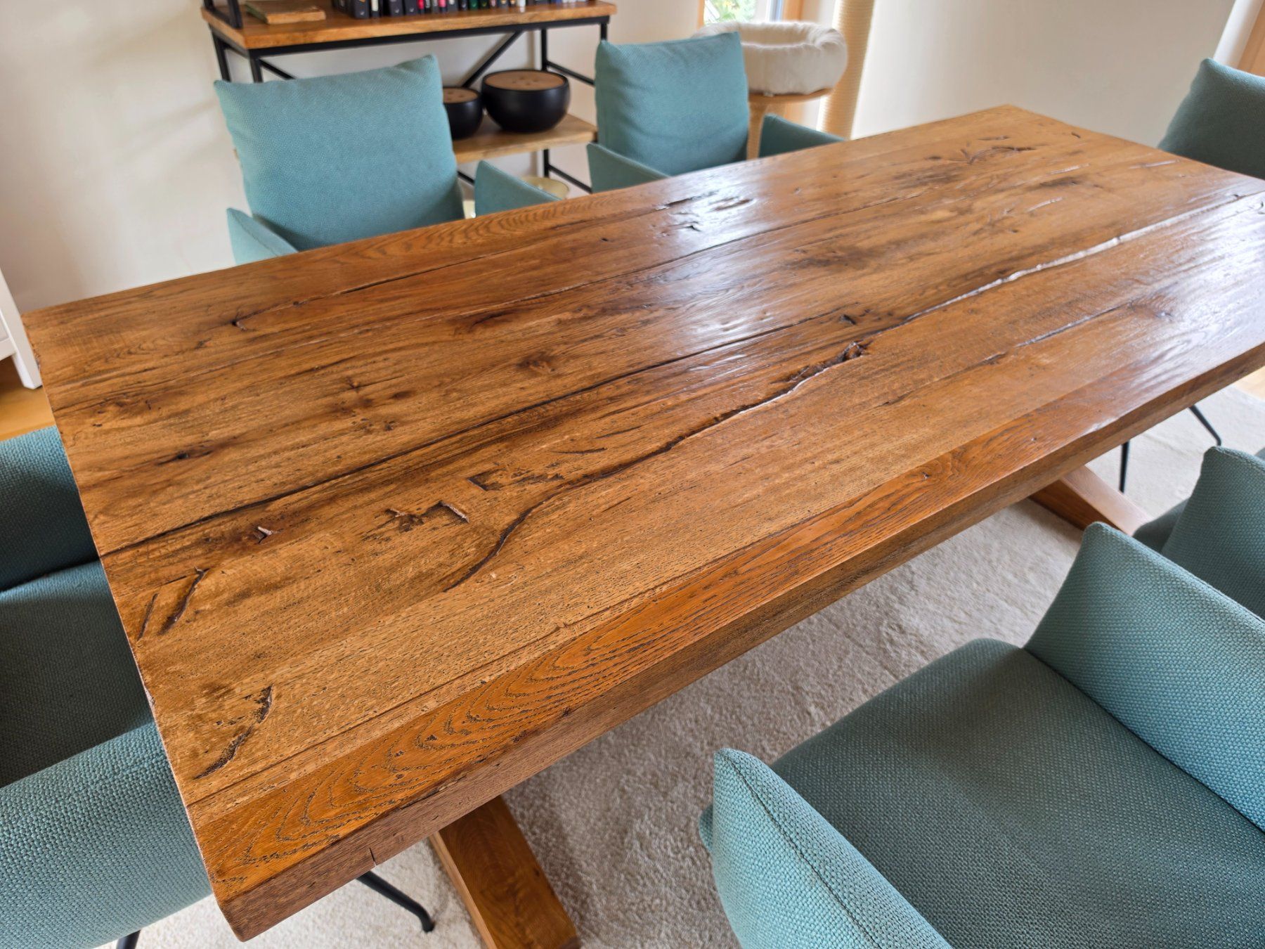Interio Tables: Massiver Esstisch aus Sumpfeiche – D'occasion à Oberburg par rebco 1