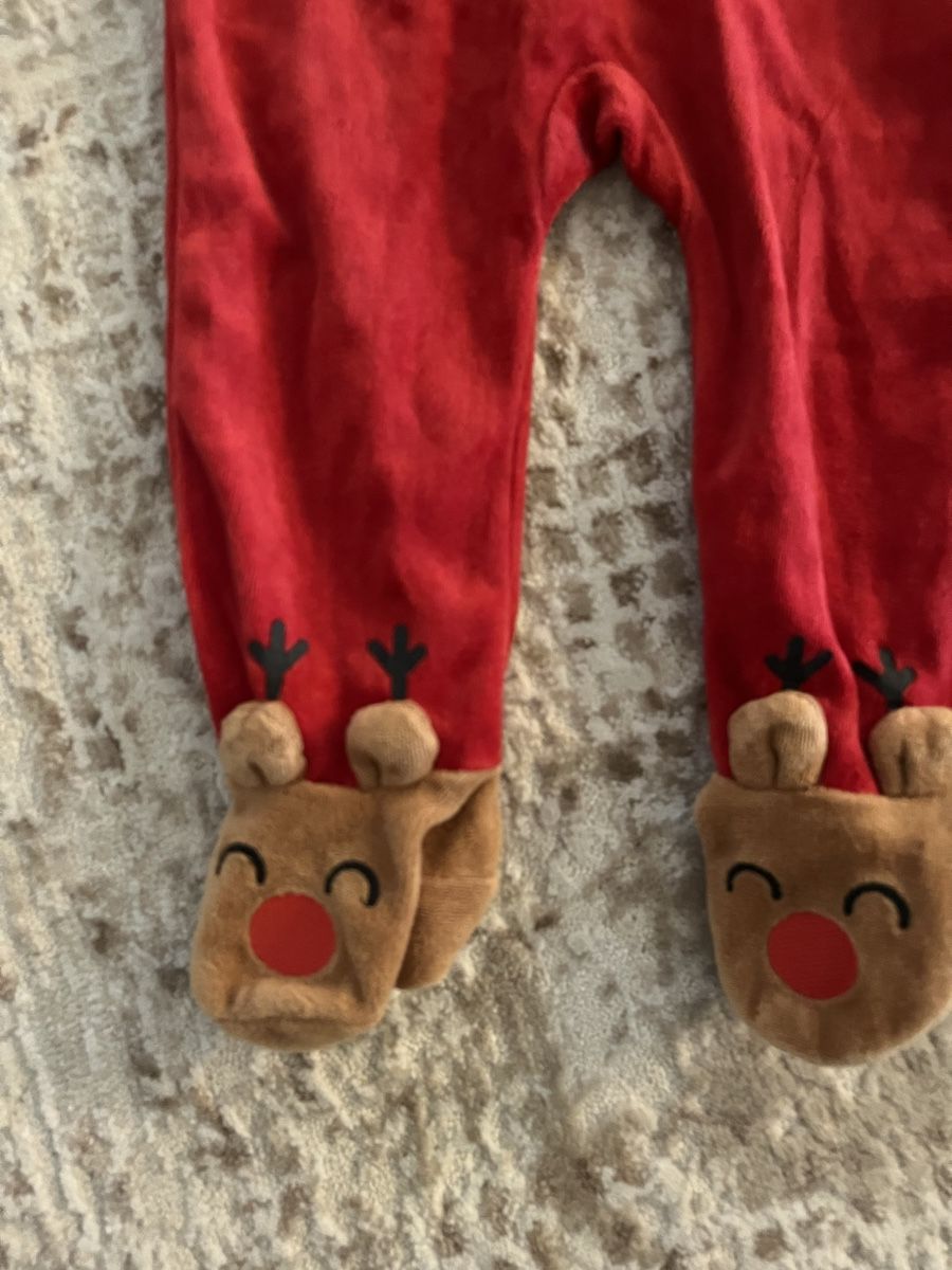 Manor Pyjamas & Ähnliches: Weihnachts Strampler Baby Gr. 74 ***NEU*** – Neu (gemäss Beschreibung) aus Wallisellen von Romina83 2