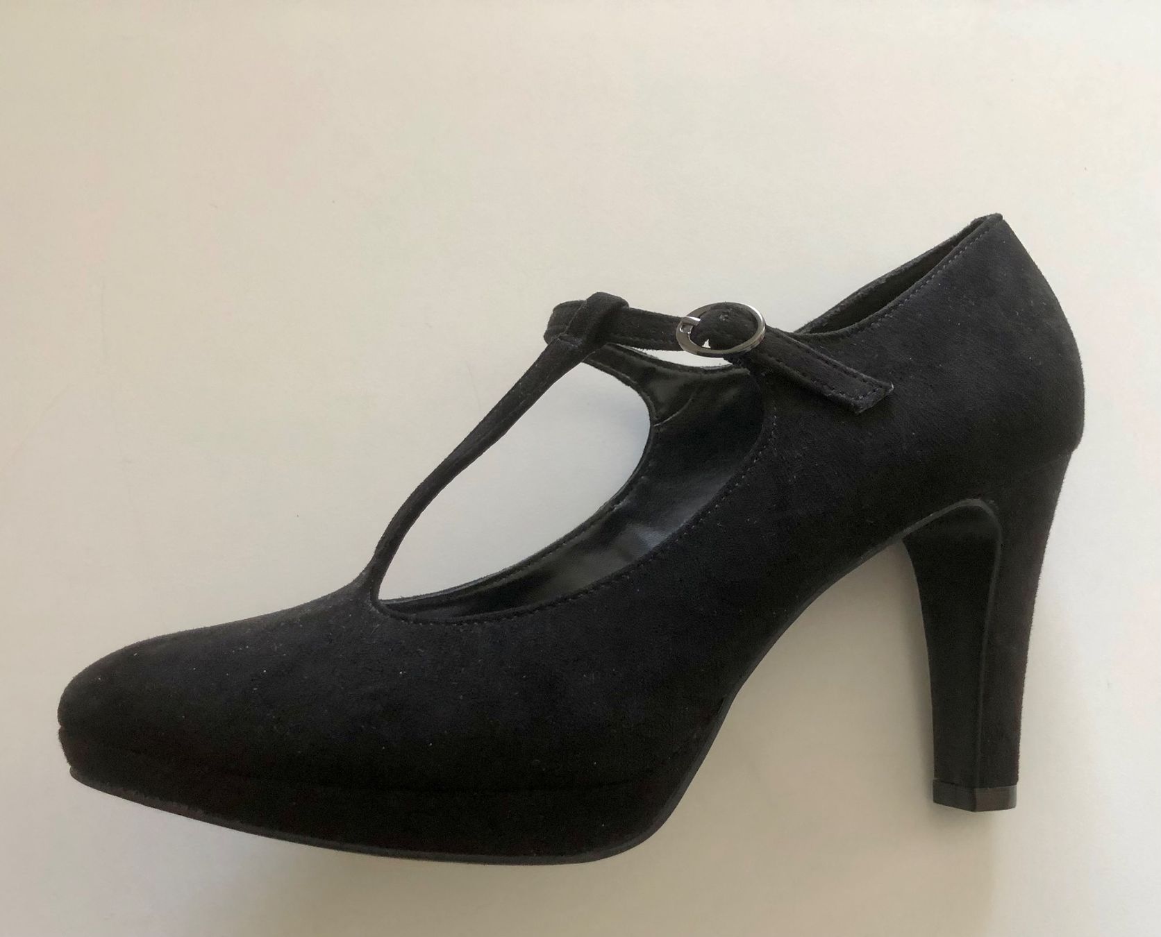 Graceland Damenschuhe: Riemchen Pumps – Gebraucht aus Wattwil von Zeemeermin