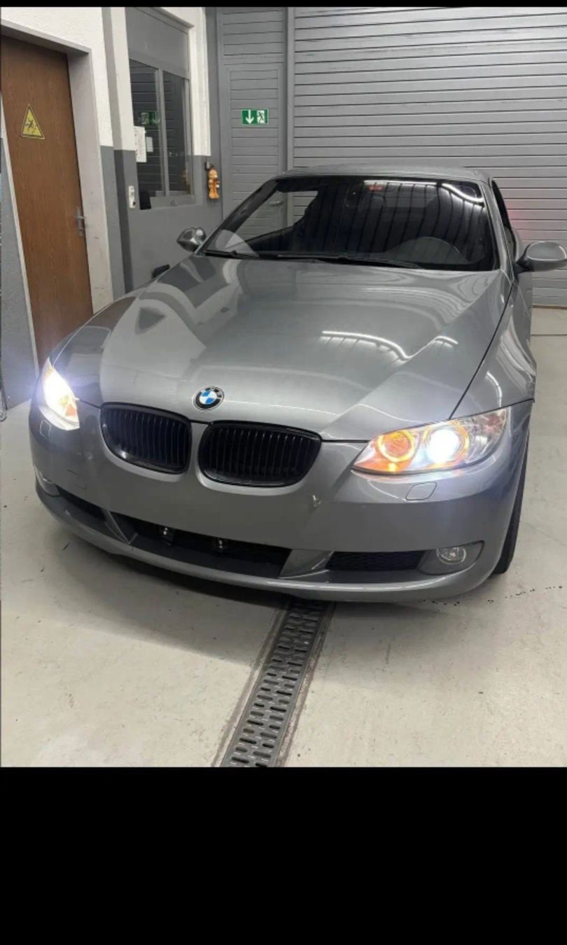 BMW Autos: bmw e 93 i – Défectueux à Wil SG par tot_jl8b 5