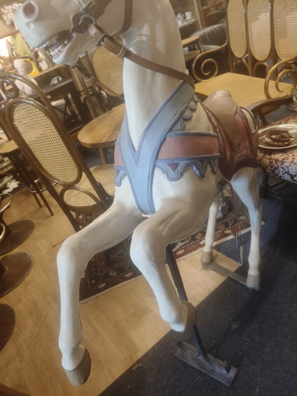 Tutte le decorazioni: Holzpferd  Alte – Usato da Zwingen venduto da inf_2blh