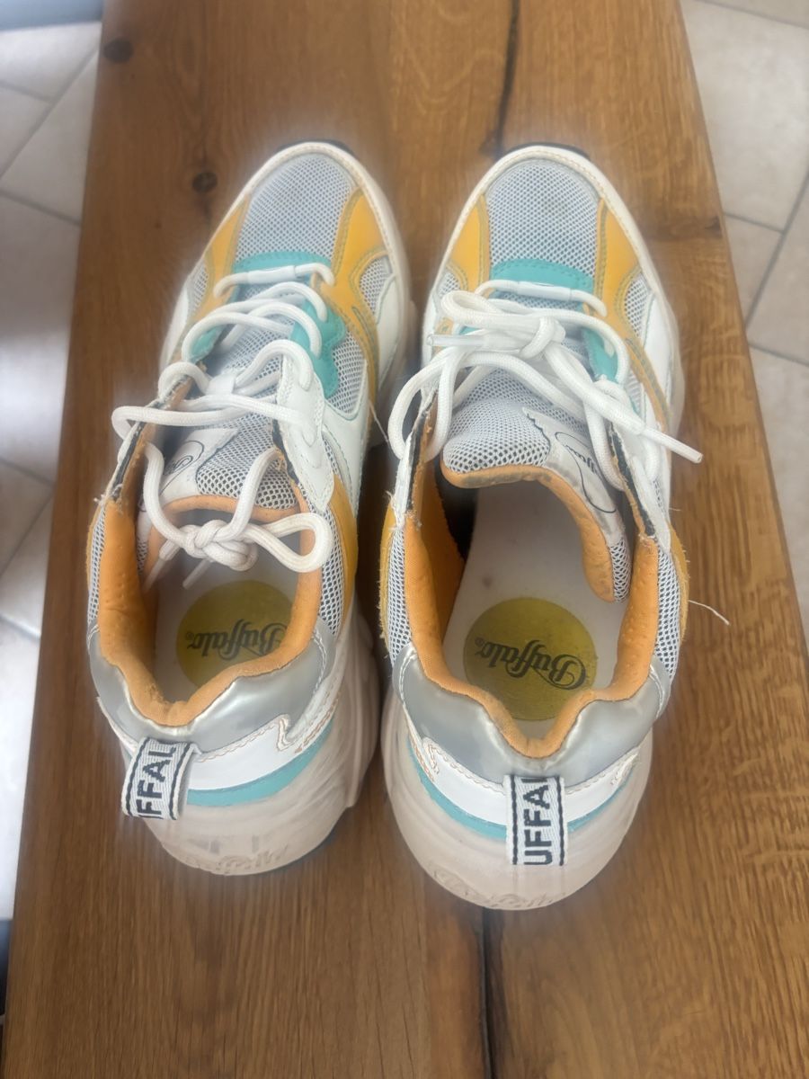 Buffalo Scarpe da uomo: Sneaker gr.41Buffalo – Usato da Zug venduto da Biki72 1