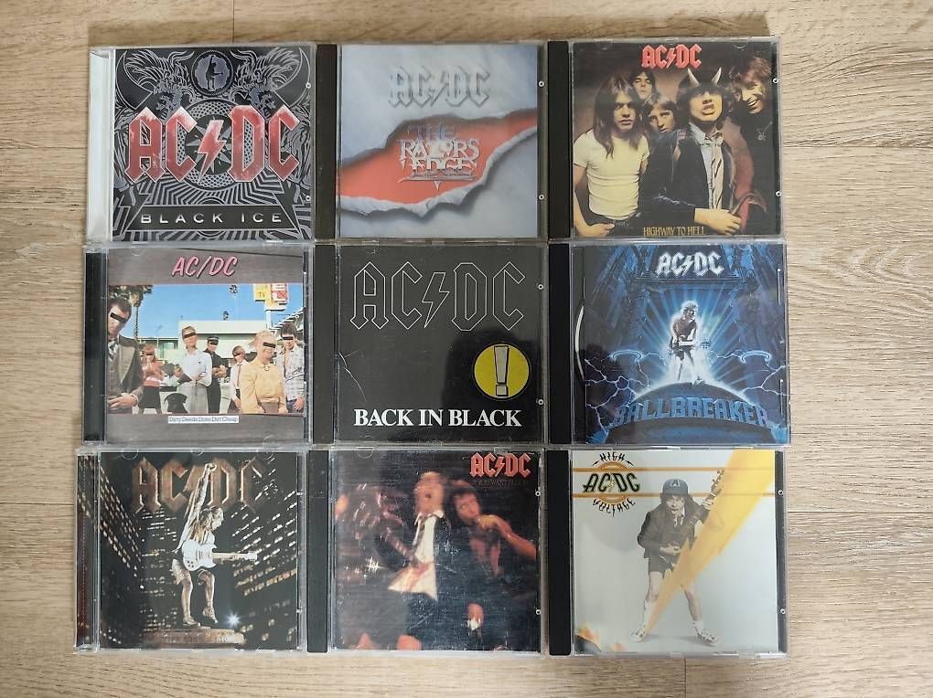 CD: 9 Stück ACDC CD's AC/DC Sammlung – Usato da Flüelen venduto da Siro3