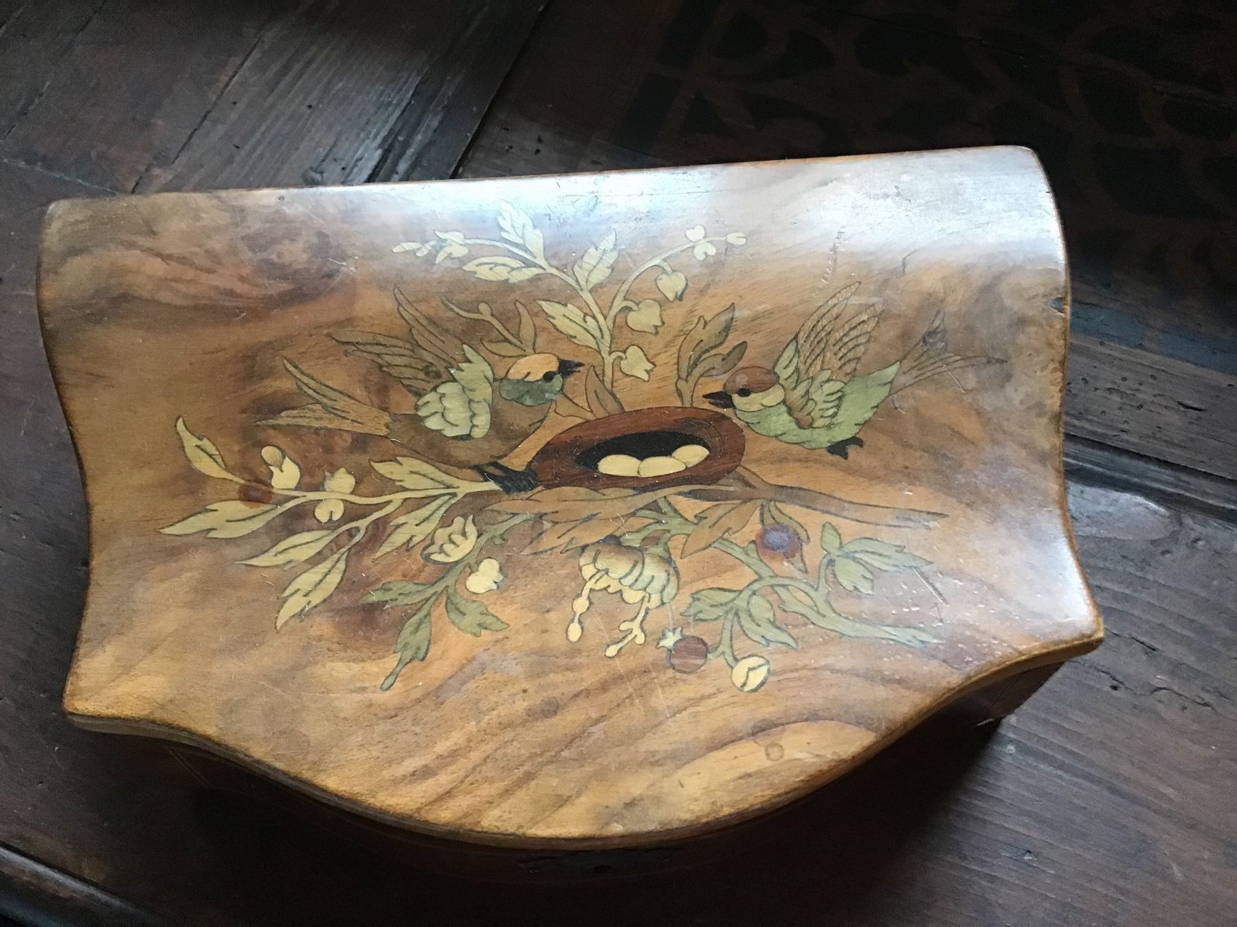 Musicassette: Alte eingelegte  Holz Schatulle – Usato da St. Gallen venduto da Goldlilly