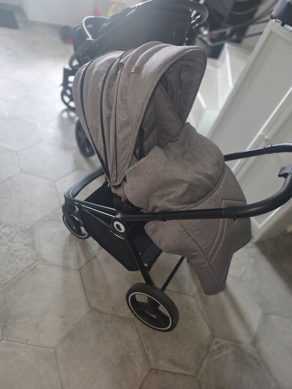 Lionelo Carrozzine: pousette lionelo 3 en 1 – Usato da Rances venduto da Ju.Liie 3