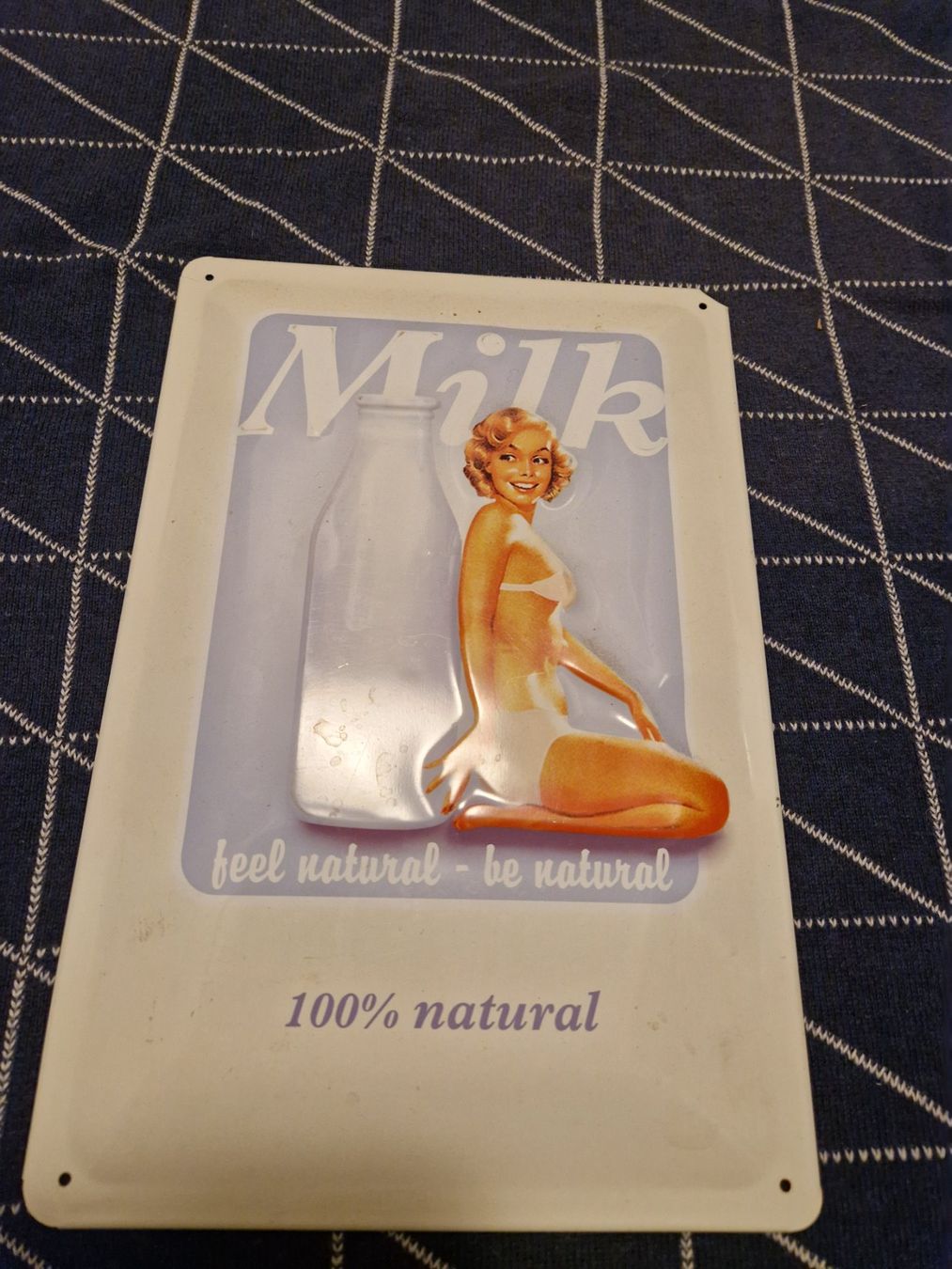 Insegne: Vintage Milch Blechschild "100% natural" Nostalgic – Usato da MUEHLAU venduto da ibo_5c7d
