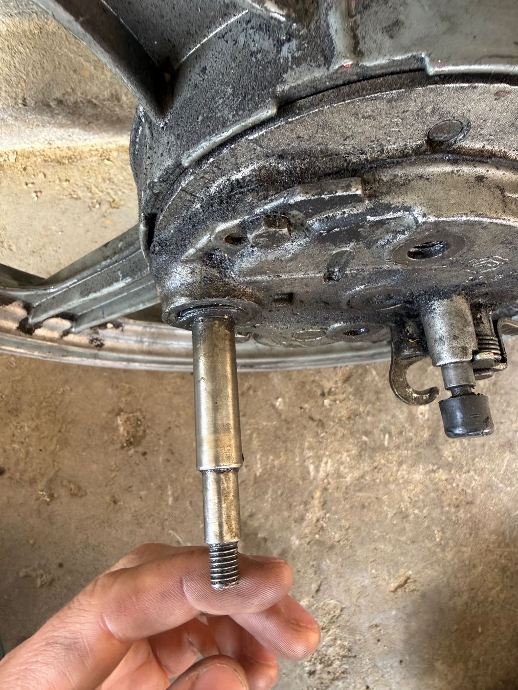 Piaggio Parti ricambio per ciclomotori: Piaggio Variomatik Mofa Hinterrad 1:15 – Difettoso da Fahrni b. Thun venduto da berger_tuning34 2