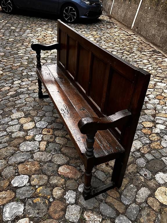 Bänke: Kirchen Bank antik – Gebraucht aus Gunten von artist18 1