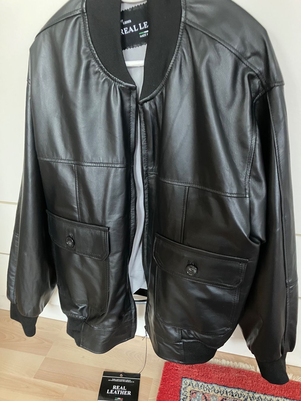 Jacken: Jacke – Neu und originalverpackt aus Lichtensteig von elektronik-service