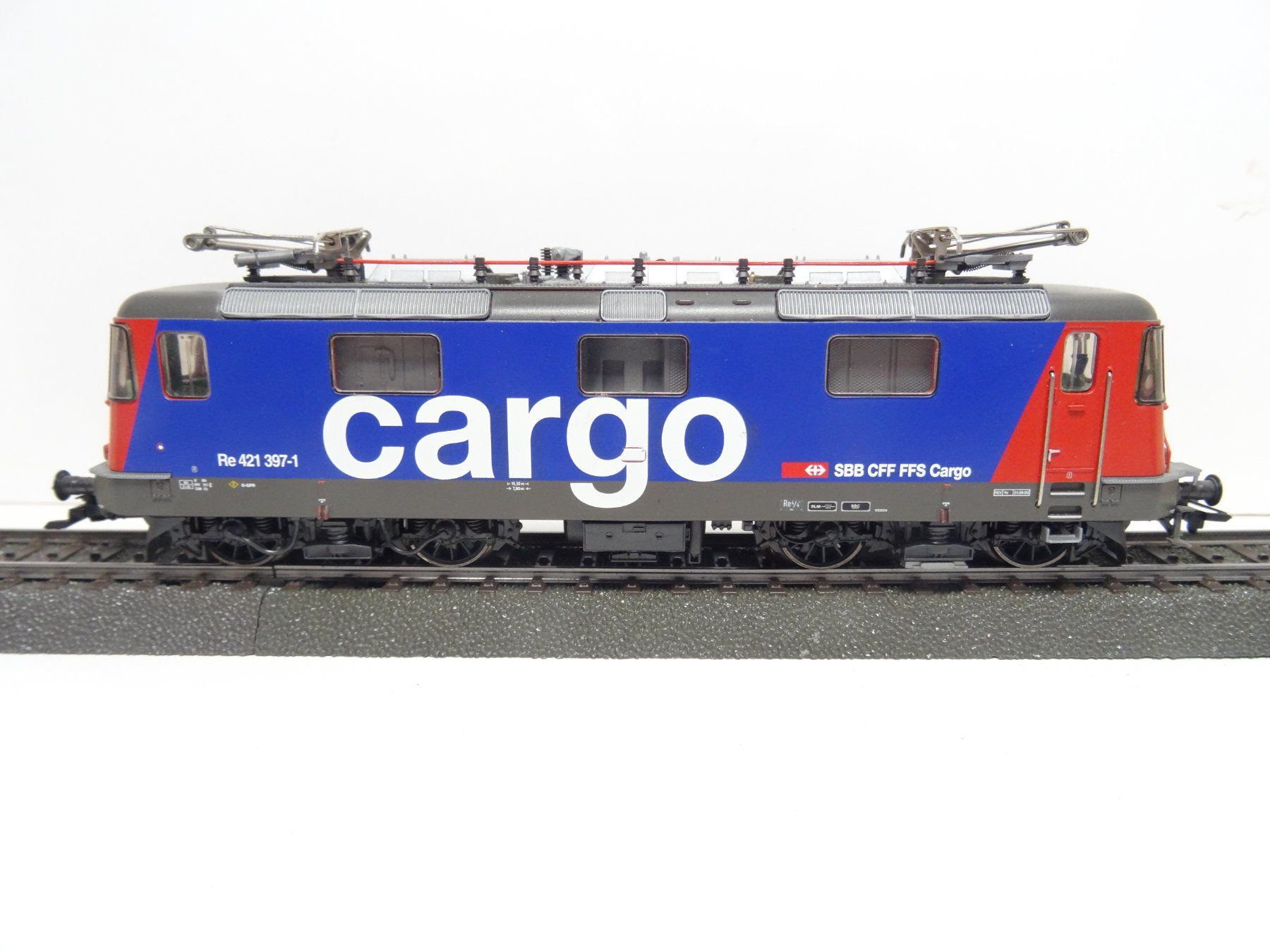 Märklin Modelleisenbahnen: Märklin H0 37345 SBB Cargo Re 421 digital – Neu (gemäss Beschreibung) aus Hochdorf von Teger02 1