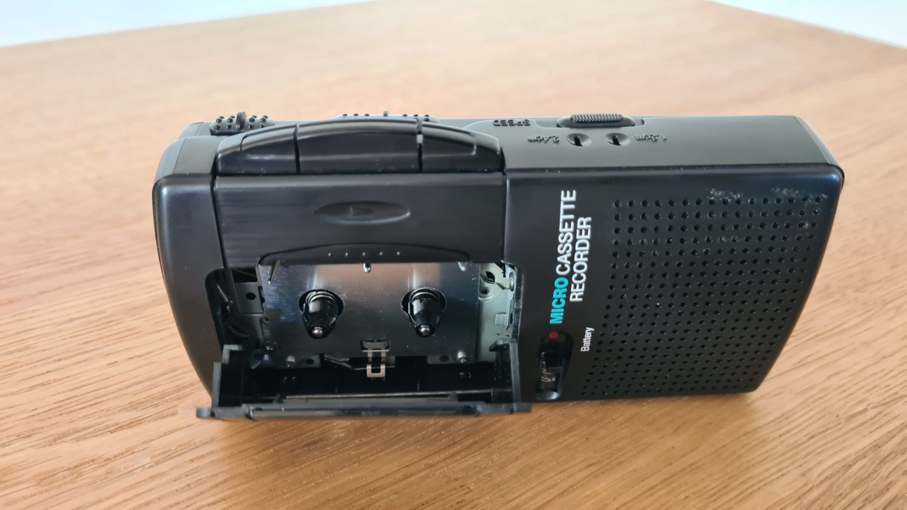 Registratori: Micro Kassetten Recorder EDUTEC mit Tasche – Usato da Winterthur venduto da stufaphi 2