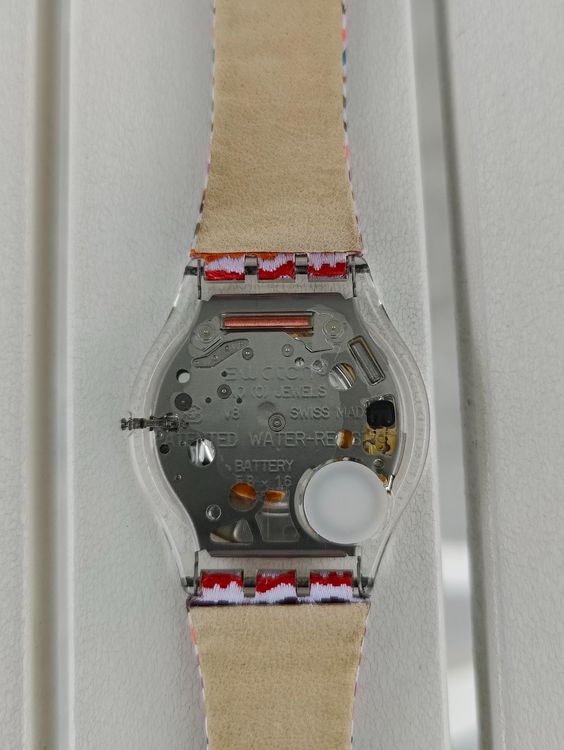 Swatch Orologi: SWATCH Damen Uhr, pink, ultrathin – Usato da Meggen venduto da SellingGoods_1 5