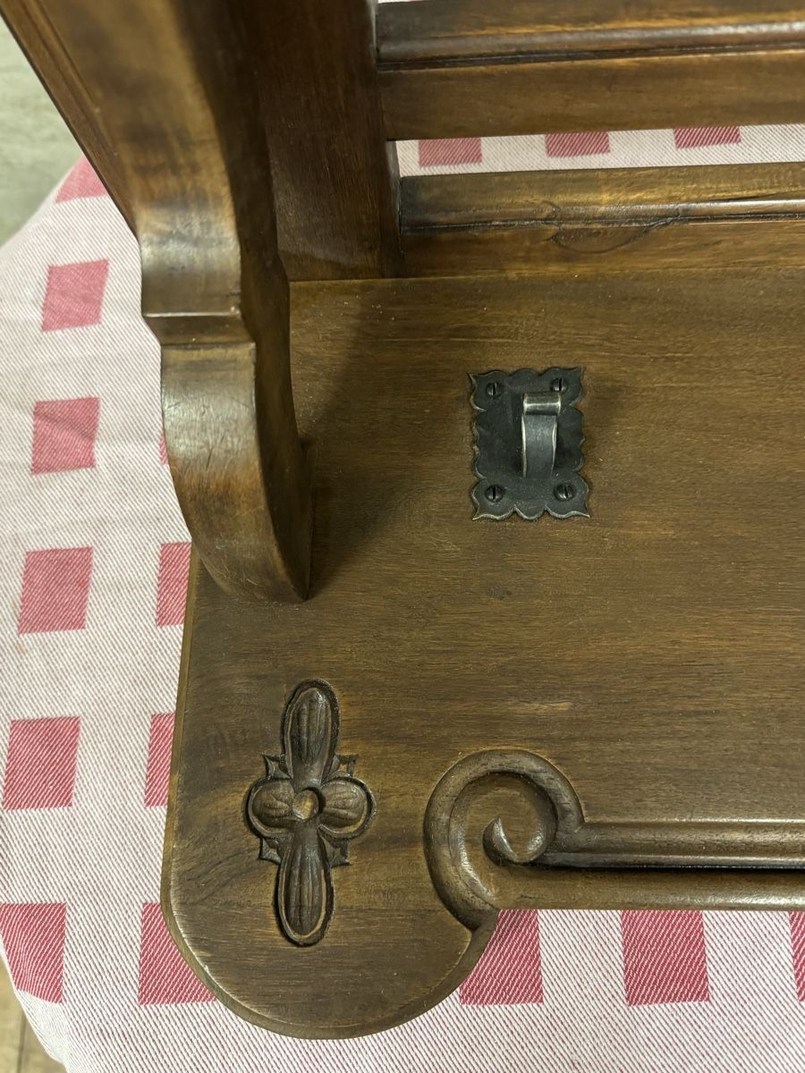Guardaroba: Garderobe – Usato da Münchenstein venduto da Eclipse6 7