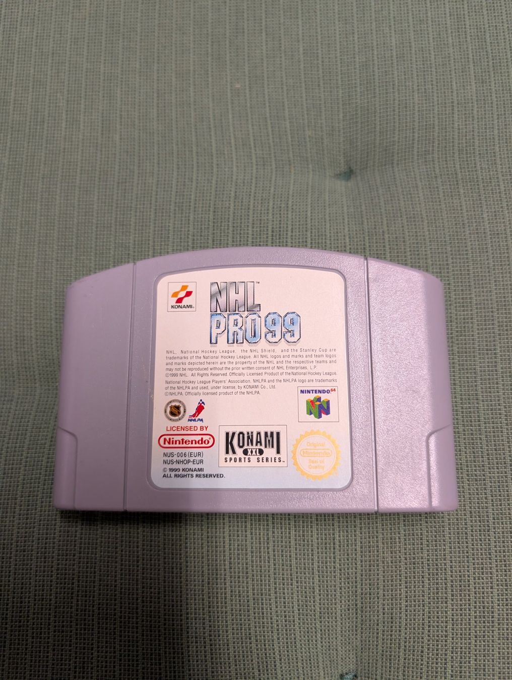 Giochi: NHL pro 99 Nintendo 64 – Usato da Giubiasco venduto da Ticinerd