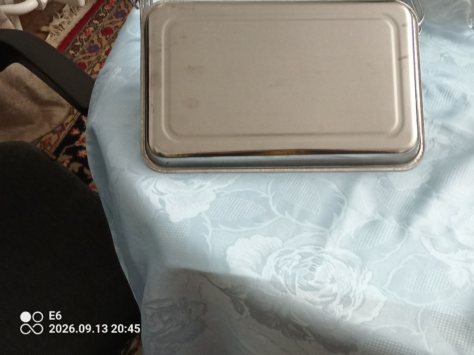 Schalen: Metallgestell mit Schale – Gebraucht aus Zürich von Mitzi6 6
