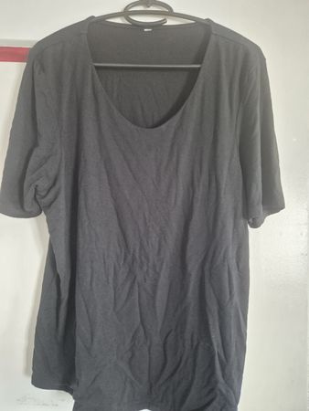 Damen T-Shirt schwarz Grösse XL 