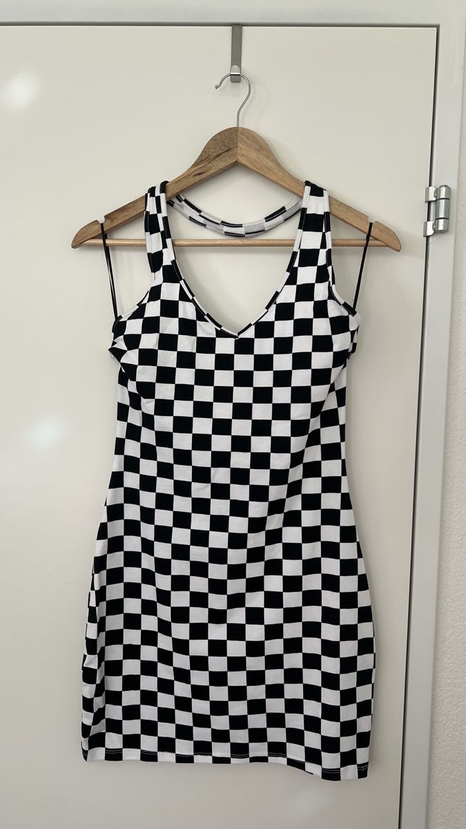 H&M Kleider: H&M Schachbrett Kleid – Neu (gemäss Beschreibung) aus Wermatswil von Jara.a.s