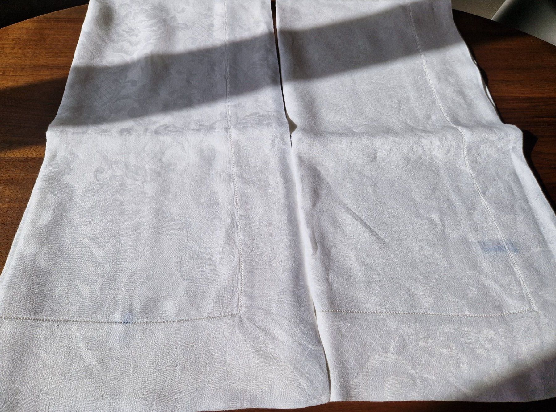 Altra biancheria da tavola: 2 Leinendamast Tischdecke 123x128cm – Nuovo (secondo la descrizione) da Bern venduto da Antikbatik 8