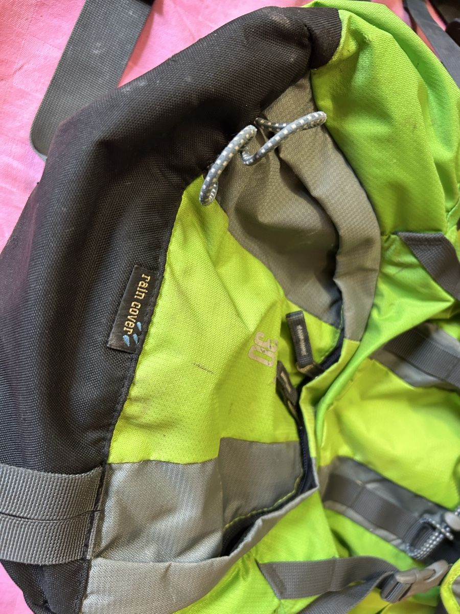 Deuter Rucksäcke: Rucksack Deuter Fox 30 grün gebraucht – Gebraucht aus Bremgarten b. Bern von Thermes 1
