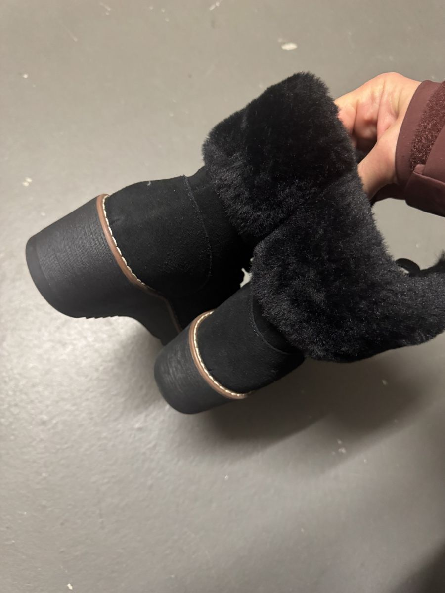 Damenschuhe: Fur Winter Boots – Neu und originalverpackt aus Zürich von alieacelina 1
