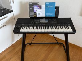 Yamaha PSR SX720 + L-7B