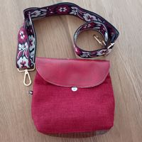 Tasche rot Stoff mit Blumenmuster Tragegurt,handarbeit