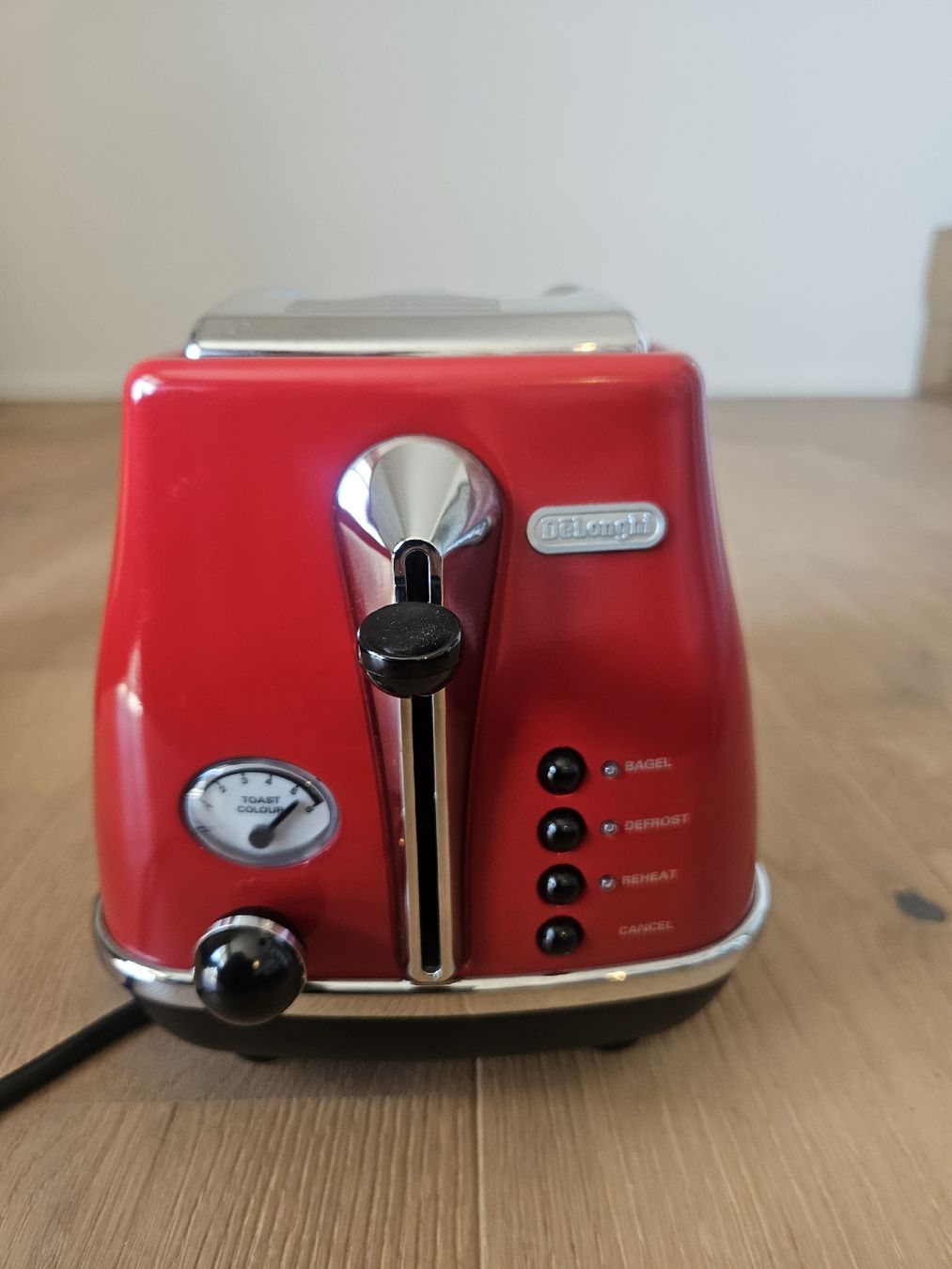 Elettrodomestici da cucina: Toaster DēLonghi  – Usato da Sursee venduto da sop_vxr7 2
