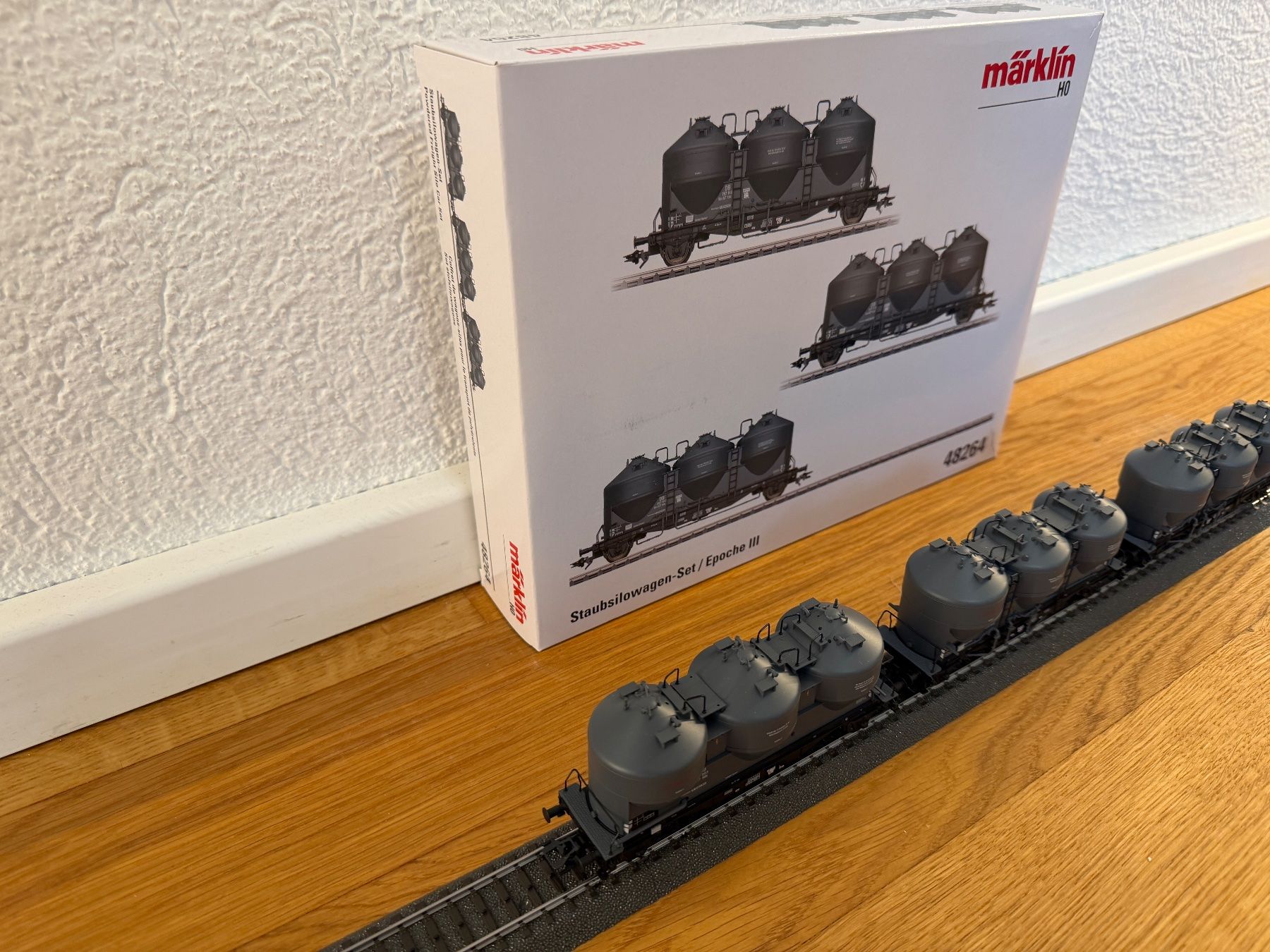 Märklin Modellini di ferrovie: Märklin 48264 Staubsilowagen-Set Kds 67 – Usato da hünenberg See venduto da Dpch 1