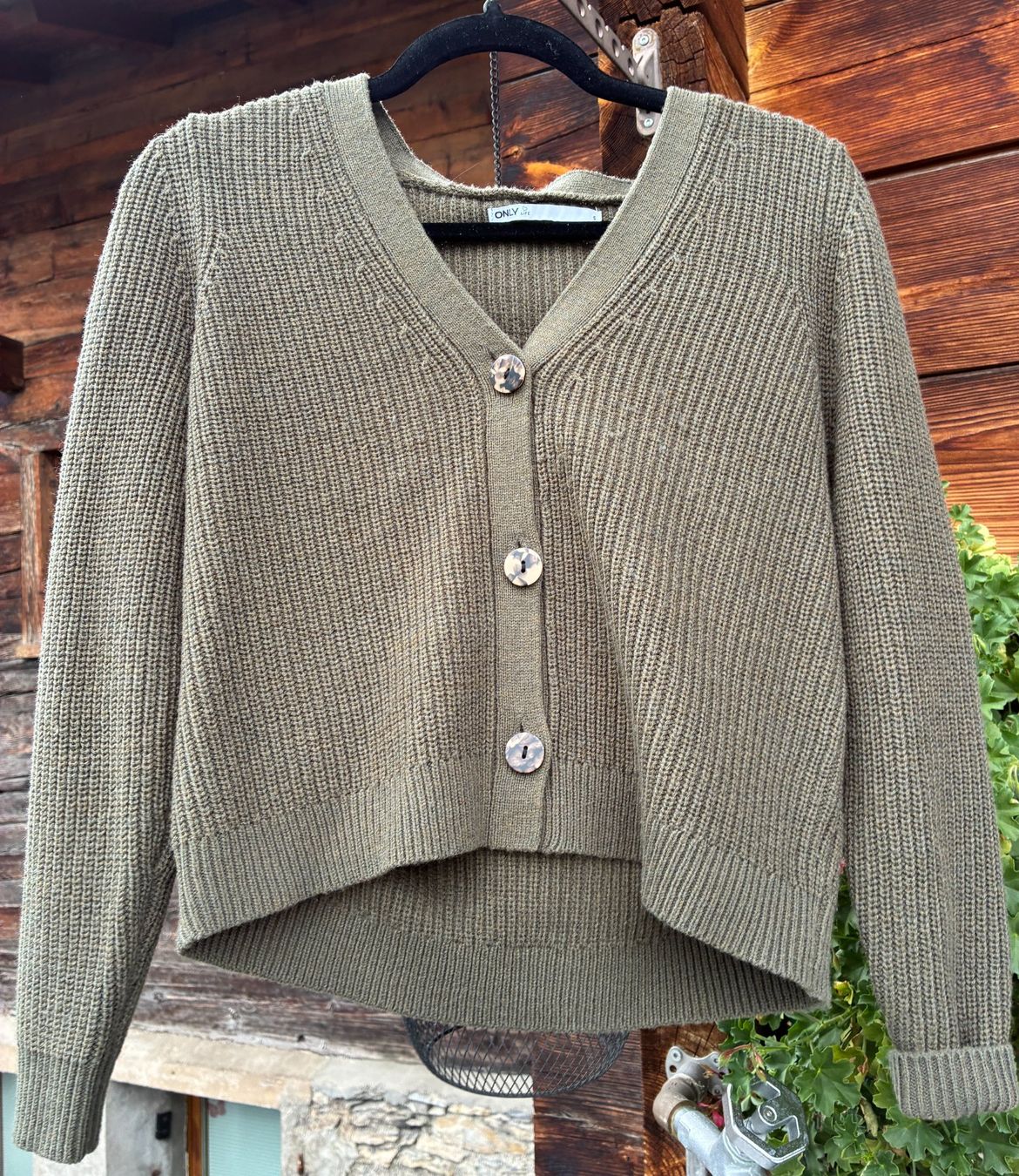 Only Gilets: Gilet kaki – D'occasion à Sierre par fio_zy87