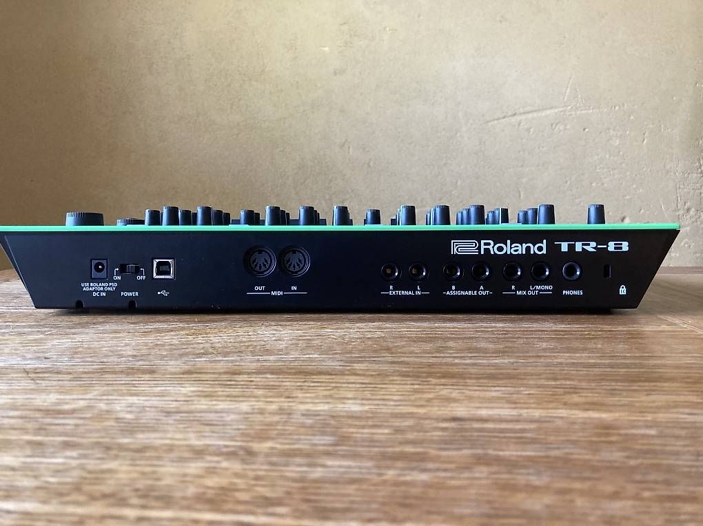 Strumenti musicali: Roland TR-8 inkl. Netzteil – Usato da Gümmenen venduto da darthmath 2