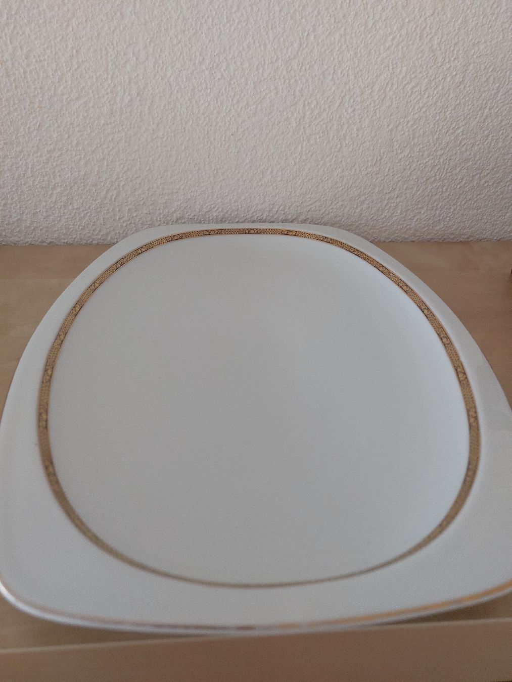 Ciotole: Vintage Servierteller, Platte mit Goldrand, schick! – Usato da Baden venduto da BanaBoutique 3