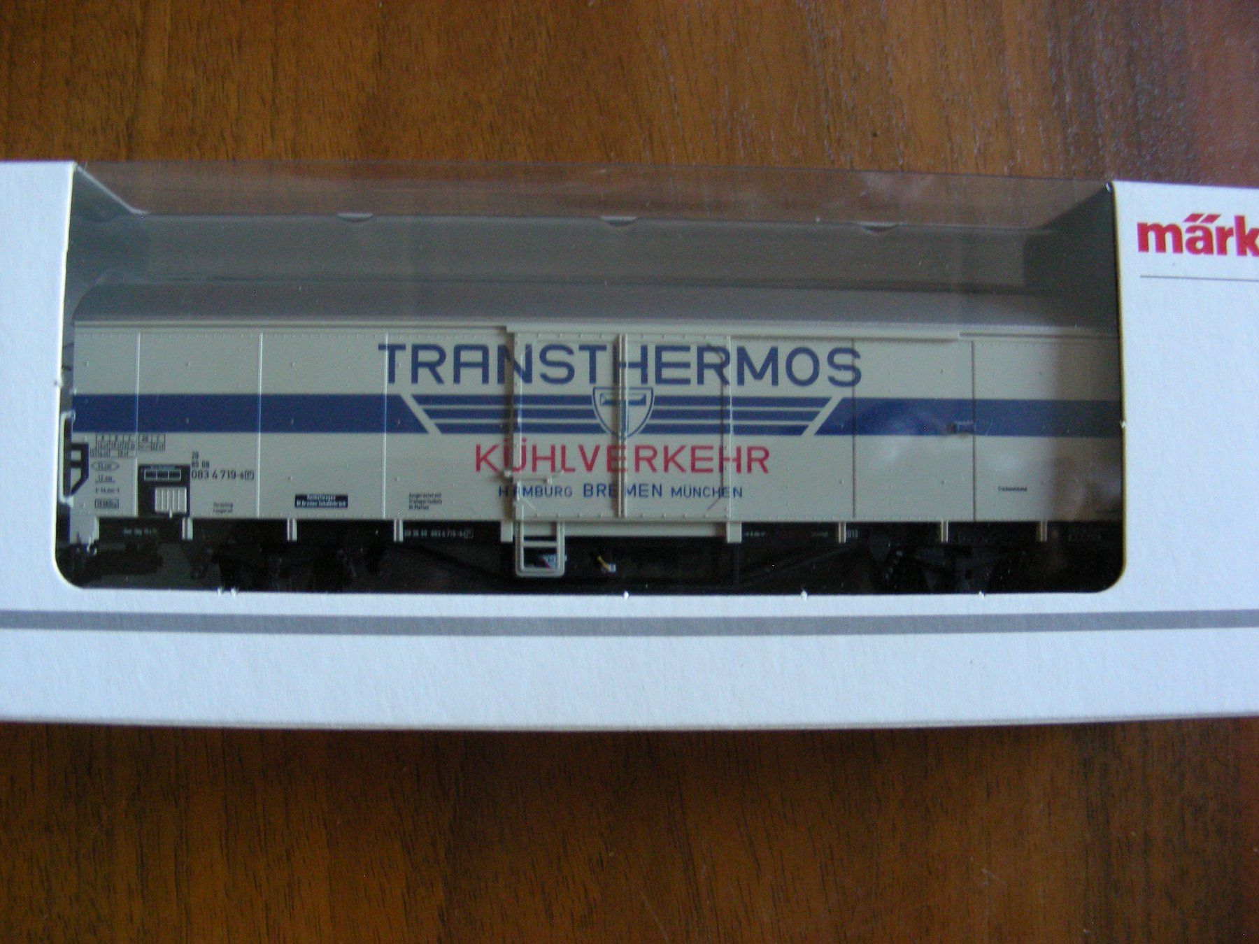 Märklin Trains électriques: Màrklin wagon – Neuf avec emballage d'origine à Villars-Burquin par Rodjeurs
