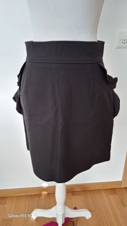 Jupe noire Sandro Paris, taille 36, chic et stylée