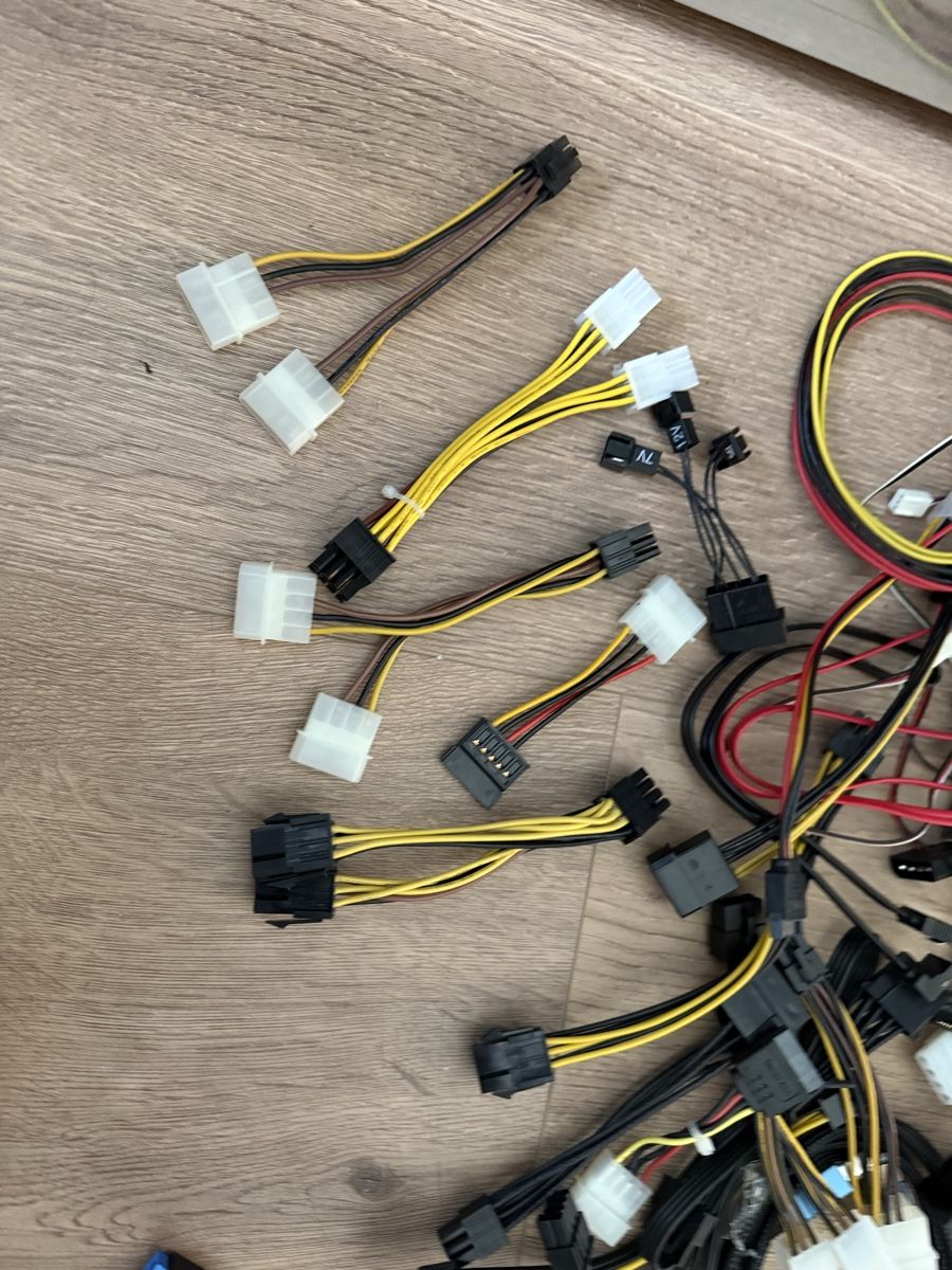 Gehäuse: Verschiedene PC Kabel – Gebraucht aus Kräiligen von Mike_q 2