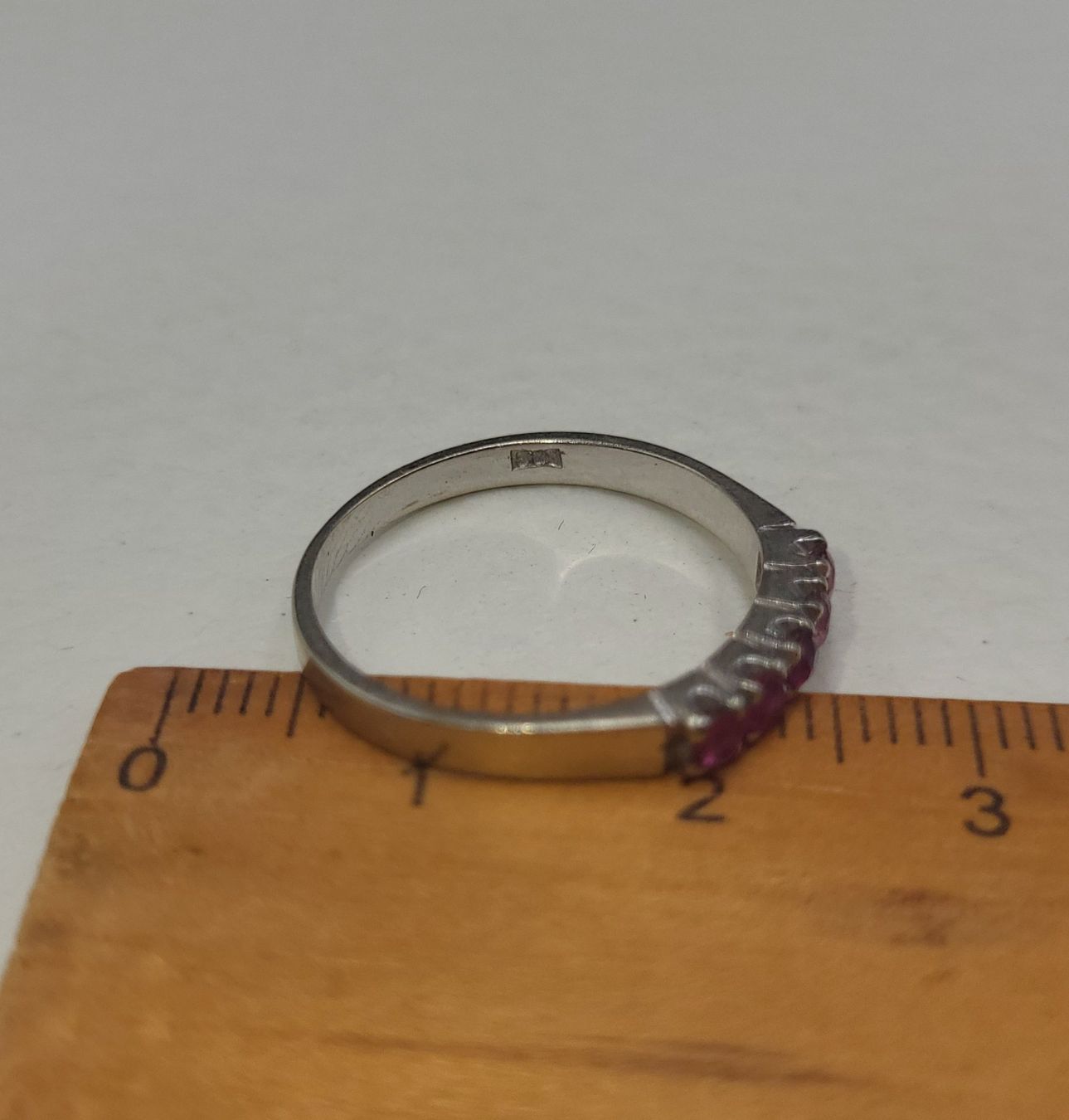 Anelli: 585 Weiss Gold Ring Mit Rubine – Usato da Wald ZH venduto da Dasilver 5