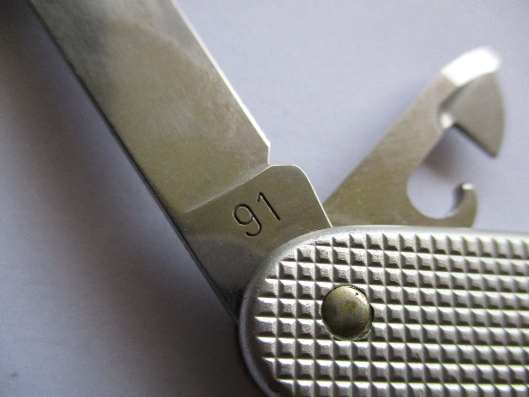 Victorinox Coltelli tascabile: Couteau de poche  Victorinox 1991 – Usato da La Sarraz venduto da vic_v6kz 3