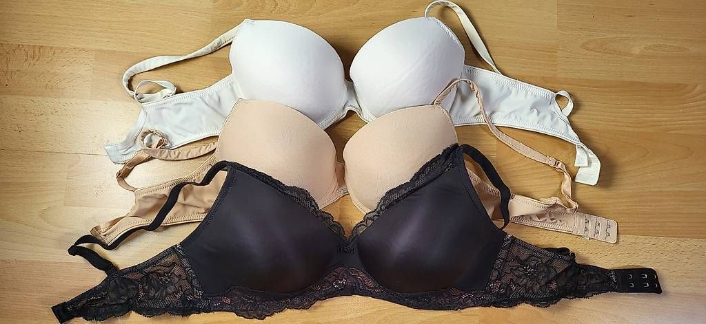 Sonstige Unterwäsche: 3er Set BH von Mey und Triumph 75 C – Gebraucht aus Duggingen von lot-of-fun