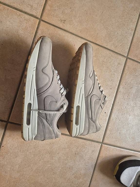 Herrenschuhe: Nike air max one 44  – Gebraucht aus Arnex-sur-Orbe von ghi_rq89 3